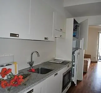Sleeps 3 Pool Wifi Διαμέρισμα Meina