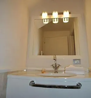 Διαμέρισμα Sleeps 3 Pool Wifi *